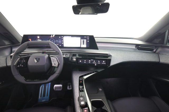 PEUGEOT 5008 3ª serie Hybrid 145 e-DCS6 GT