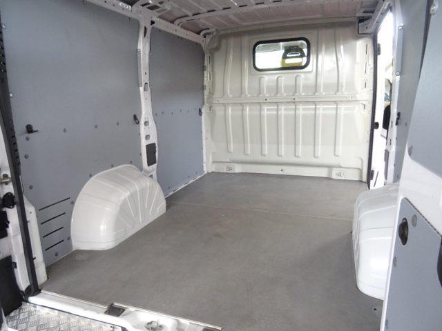 FIAT Ducato 30q 2.3 MJT 120CV PC-TN Furgone