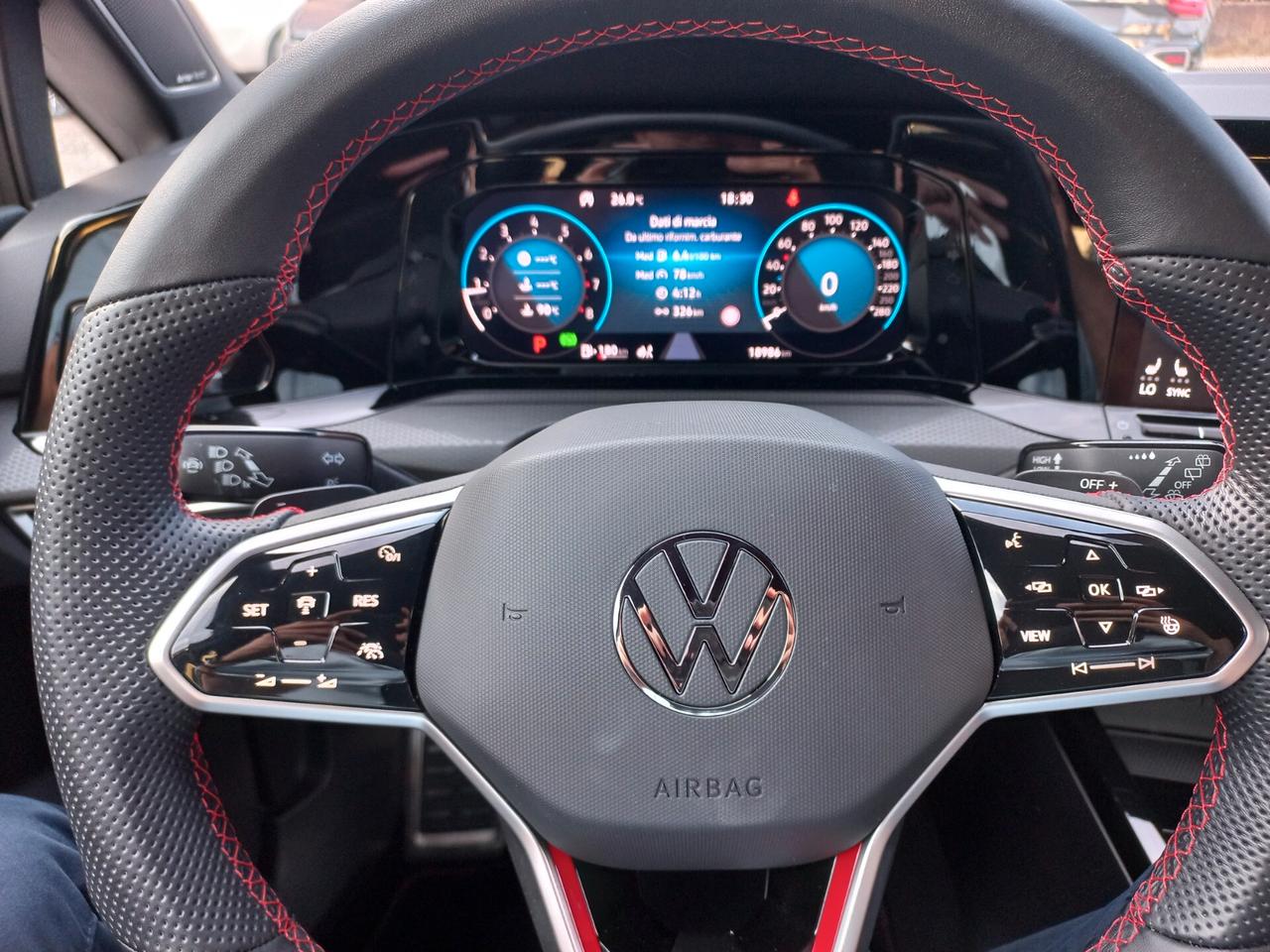 Volkswagen Golf GTI Golf 2.0 TSI GTI DSG