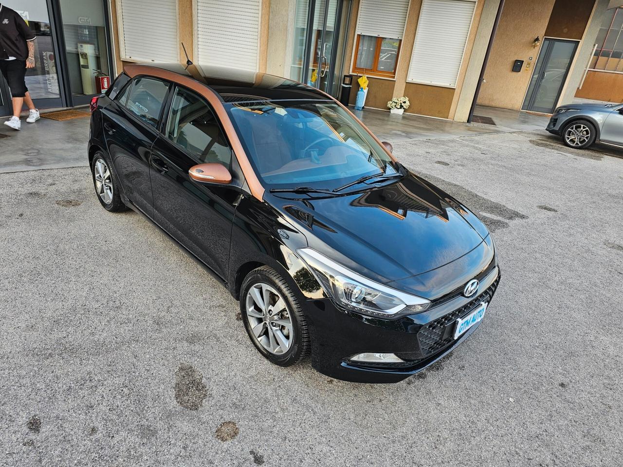 Hyundai i20 1.2 84 CV 5 porte Gpl
