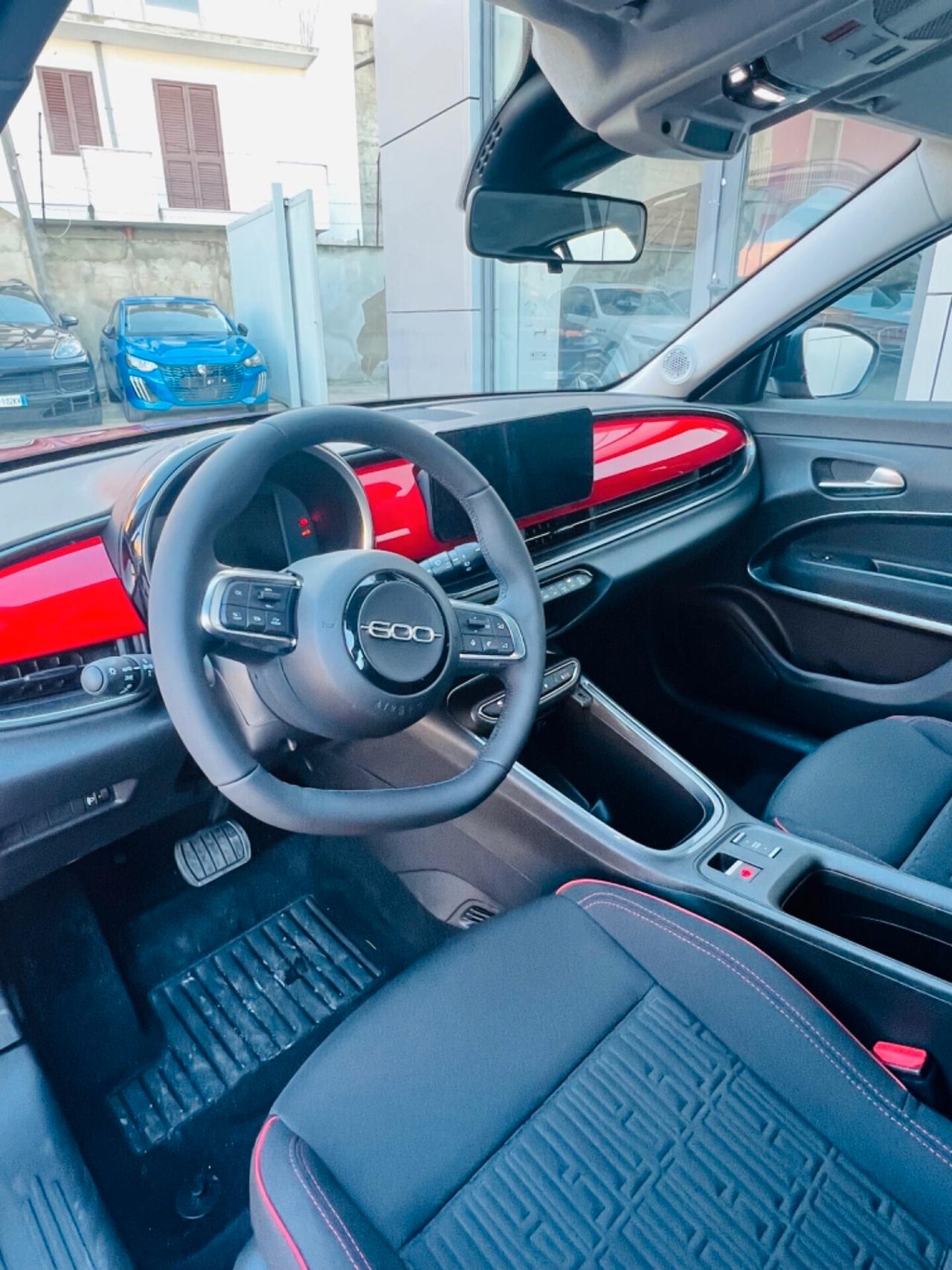 Fiat 600 Red possibilità noleggio no scoring