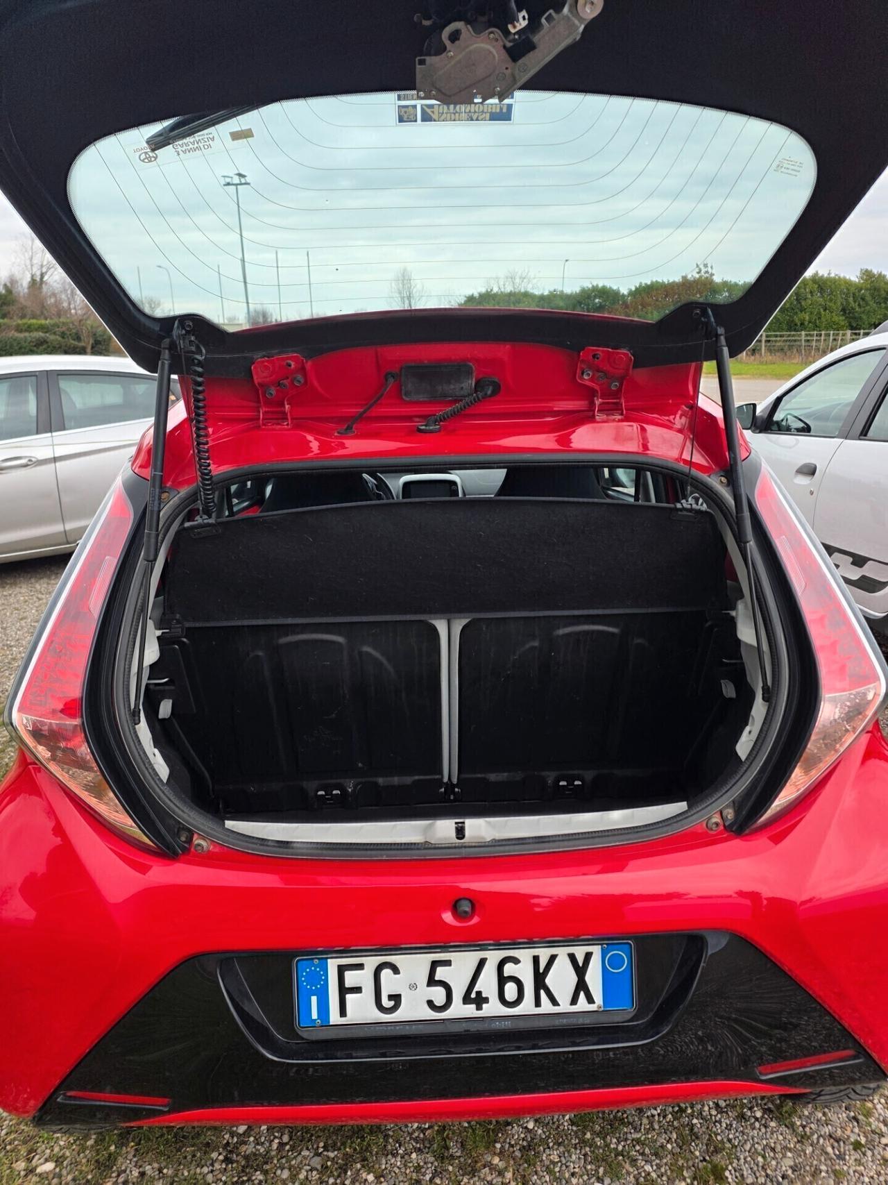 Toyota Aygo 1.0 benz. 2017 FINANZIABILE