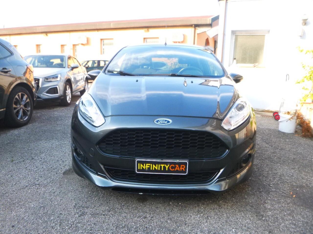 Ford Fiesta 1.5 TDCi 75CV 5 porte ST-Line NEOPATENTATI