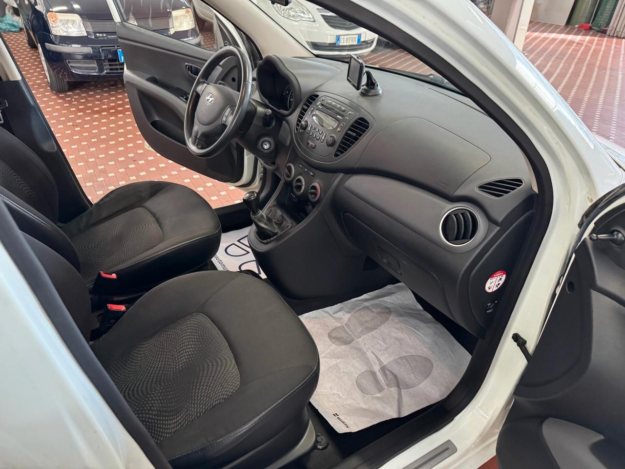 Hyundai i10 1.0 12V Fiorucci Soft Top - IDEAL PER NEOPATENTATI