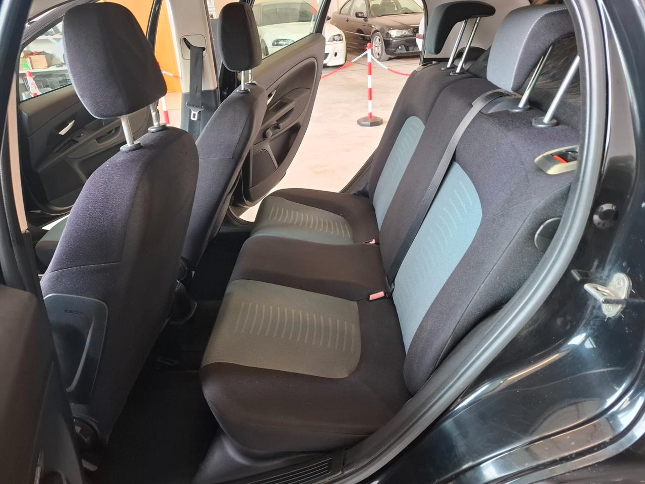 Fiat Grande Punto 1.3 MJT 75 CV 5 porte