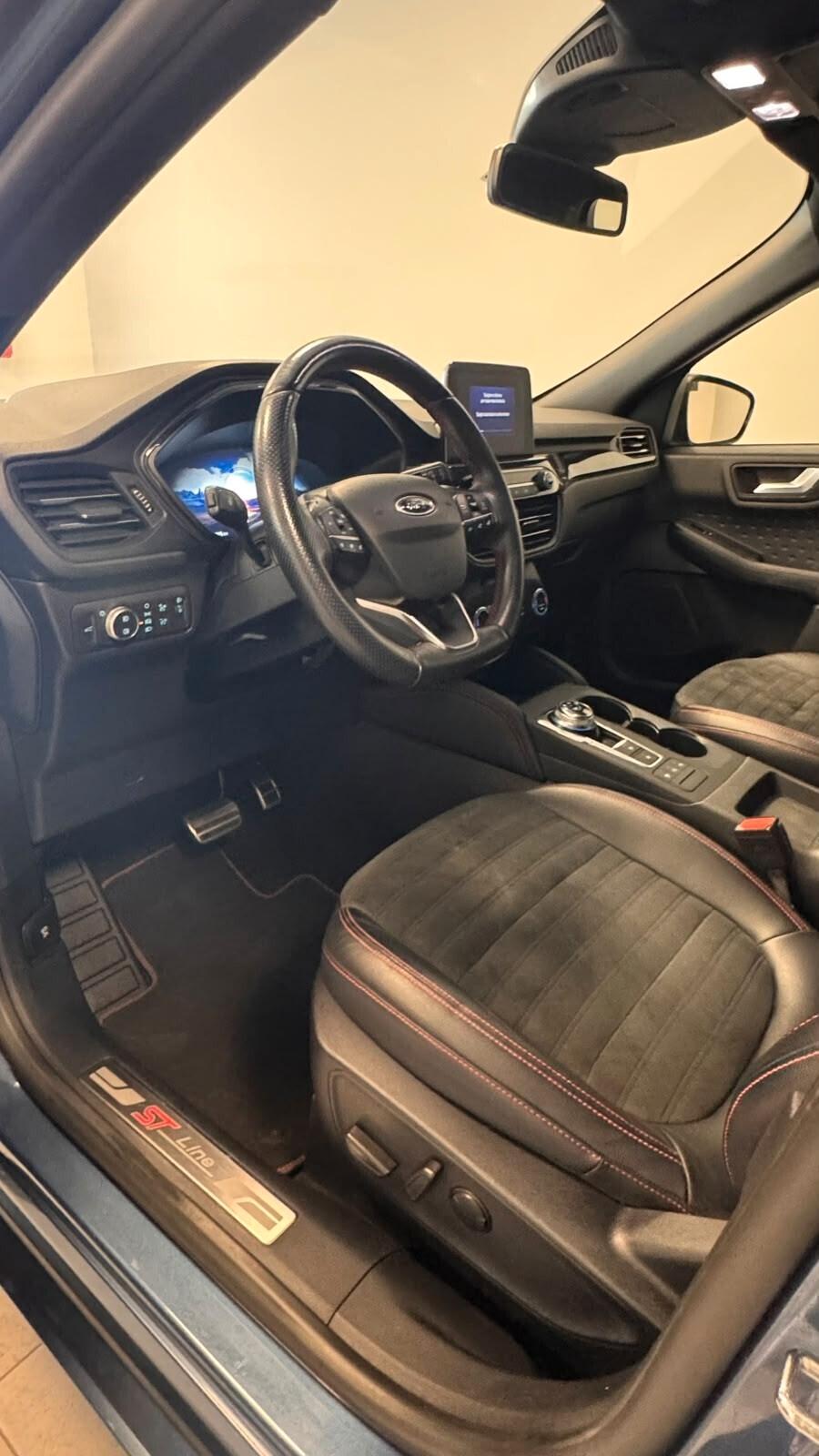 Ford Kuga 1.5 EcoBlue 120 CV aut. 2WD ST-Line X