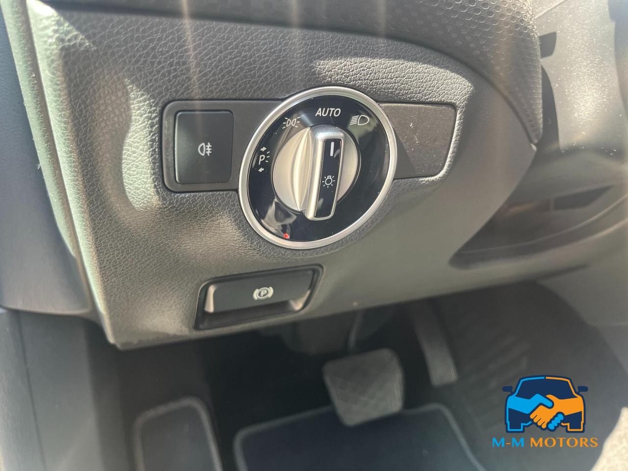 Mercedes-Benz CLASSE A 180 D