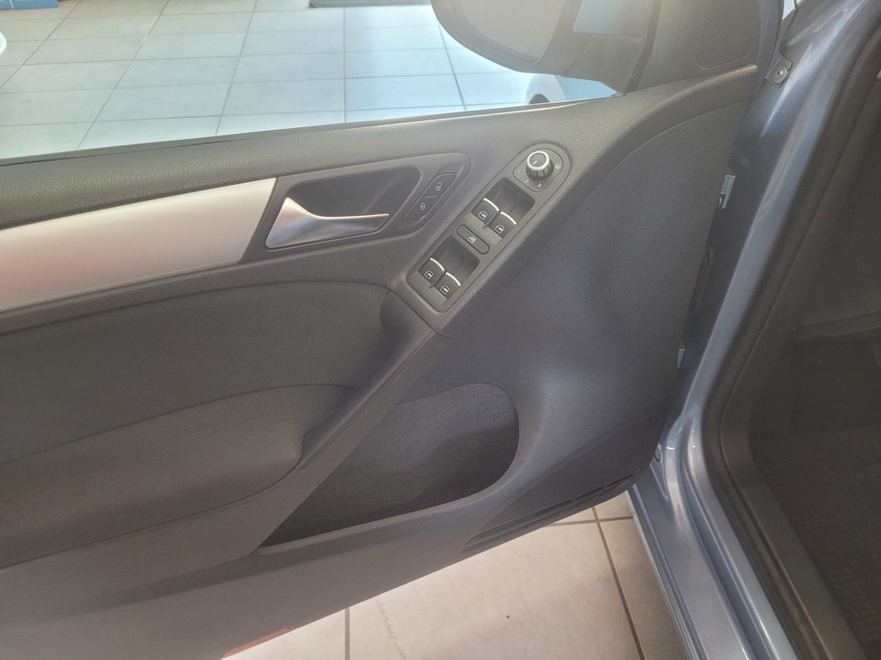 Volkswagen Golf 1.6 TDI DPF 5p. Highline