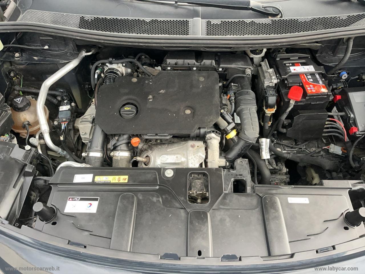 PEUGEOT 3008 BlueHDi 130 S&S EAT8 Business