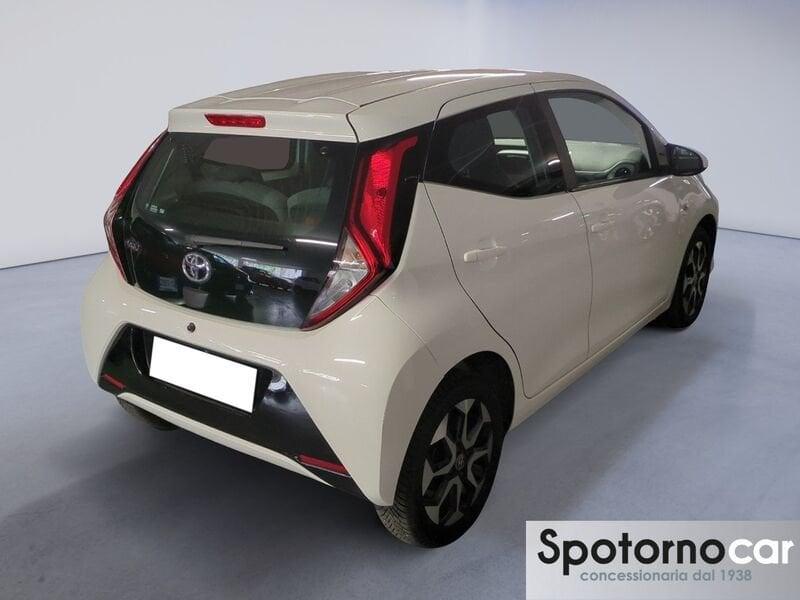 Toyota Aygo 1.0 VVT-i x-play