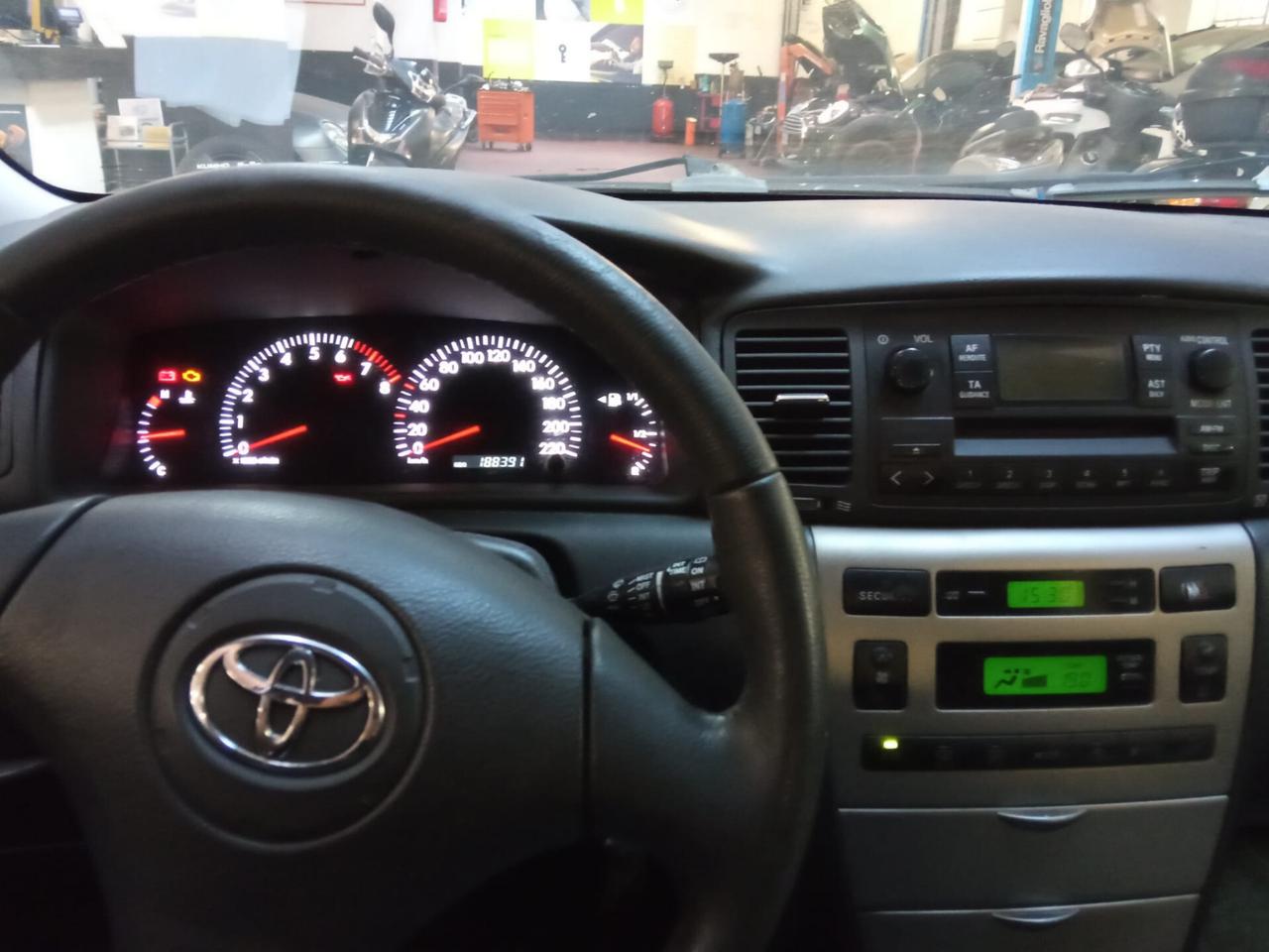 Toyota Corolla 1.4 16V Station Wagon € 4 Benzina
