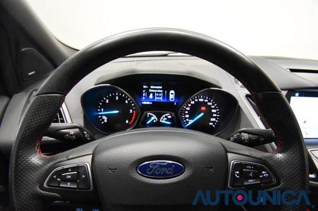 FORD Kuga 1.5 TDCI 120CV 2WD ST-LINE NAVIGATORE