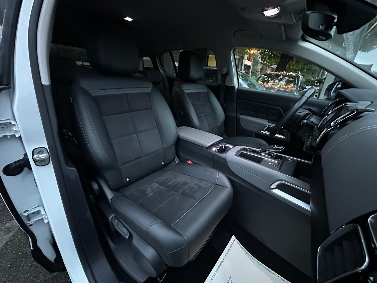 Citroen C5 Aircross Hybrid 225 E-EAT8 Shine