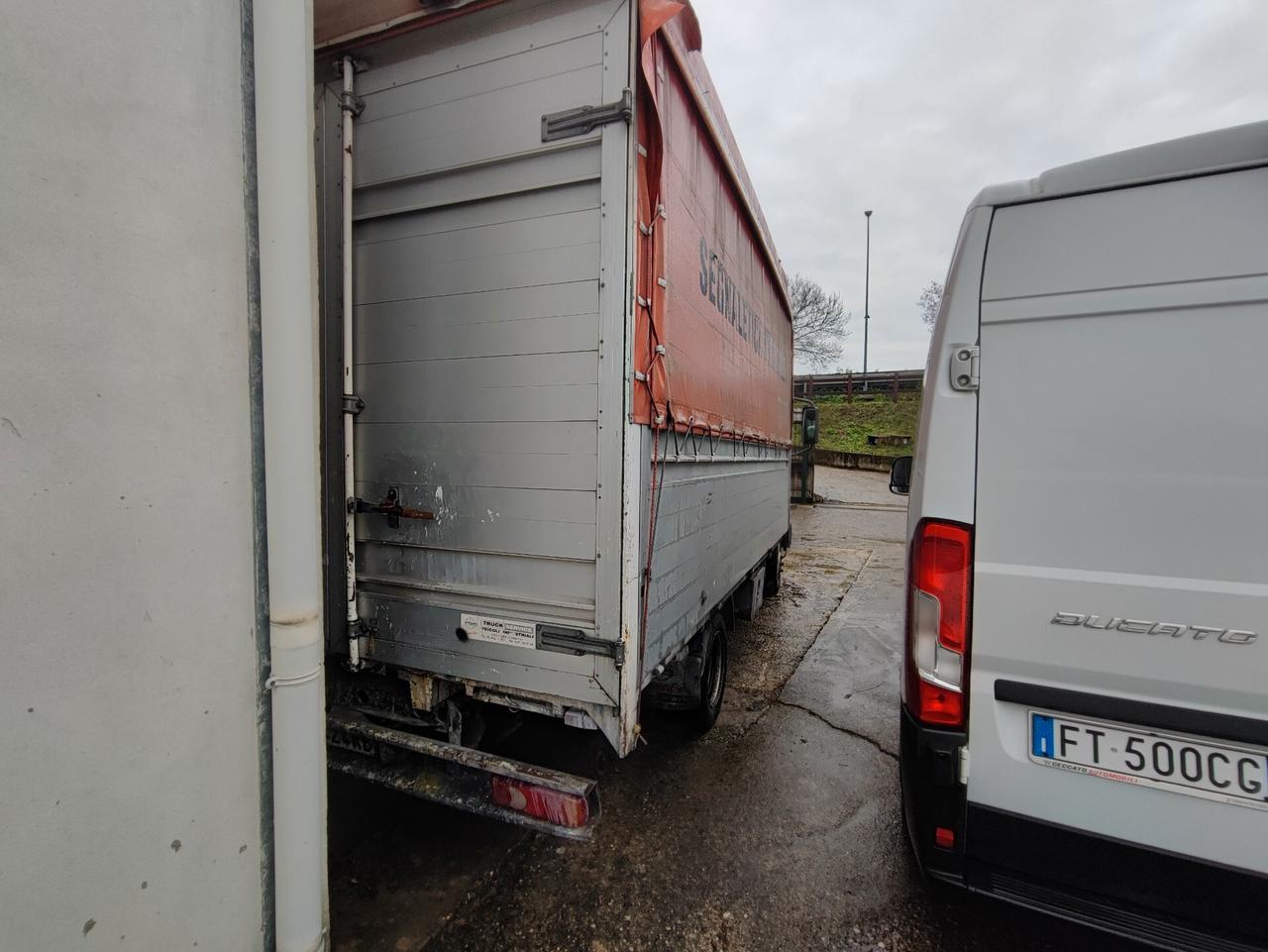 Nissan Atleon TK 35 IVA COMPRESA