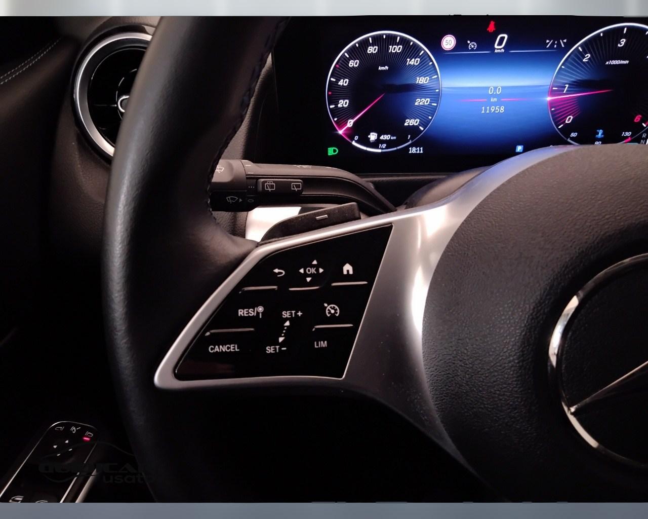 Mercedes-Benz GLB - X247 2023 - GLB 180 d Progressive Advanced auto
