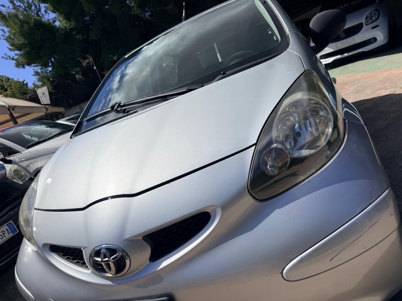 Toyota Aygo 1.0 12V VVT-i 5porte TRENO GOMME OMAGGIO!!