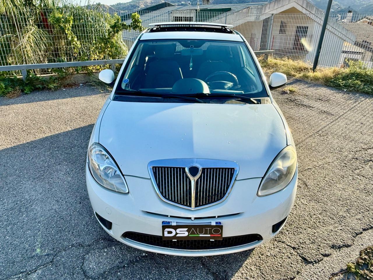 LANCIA YPSILON 1.3 MJT 75 CV PLATINUM