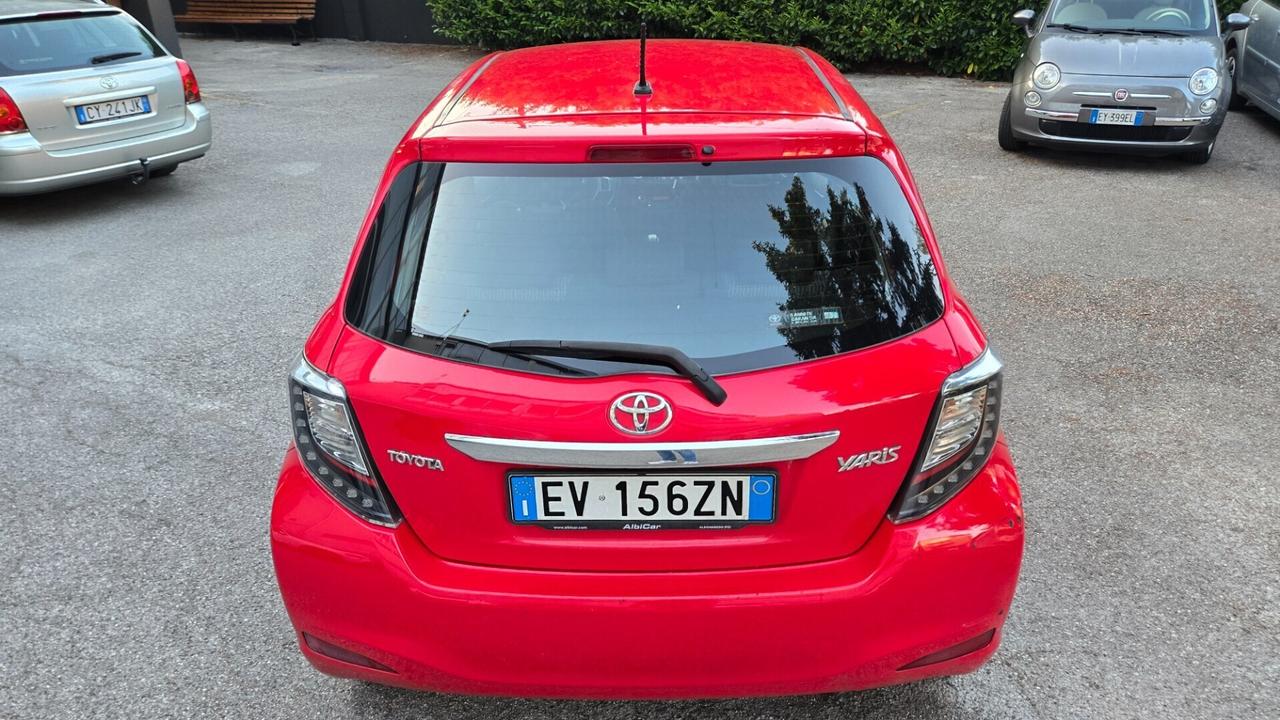 Toyota Yaris 1.0 5 porte Lounge