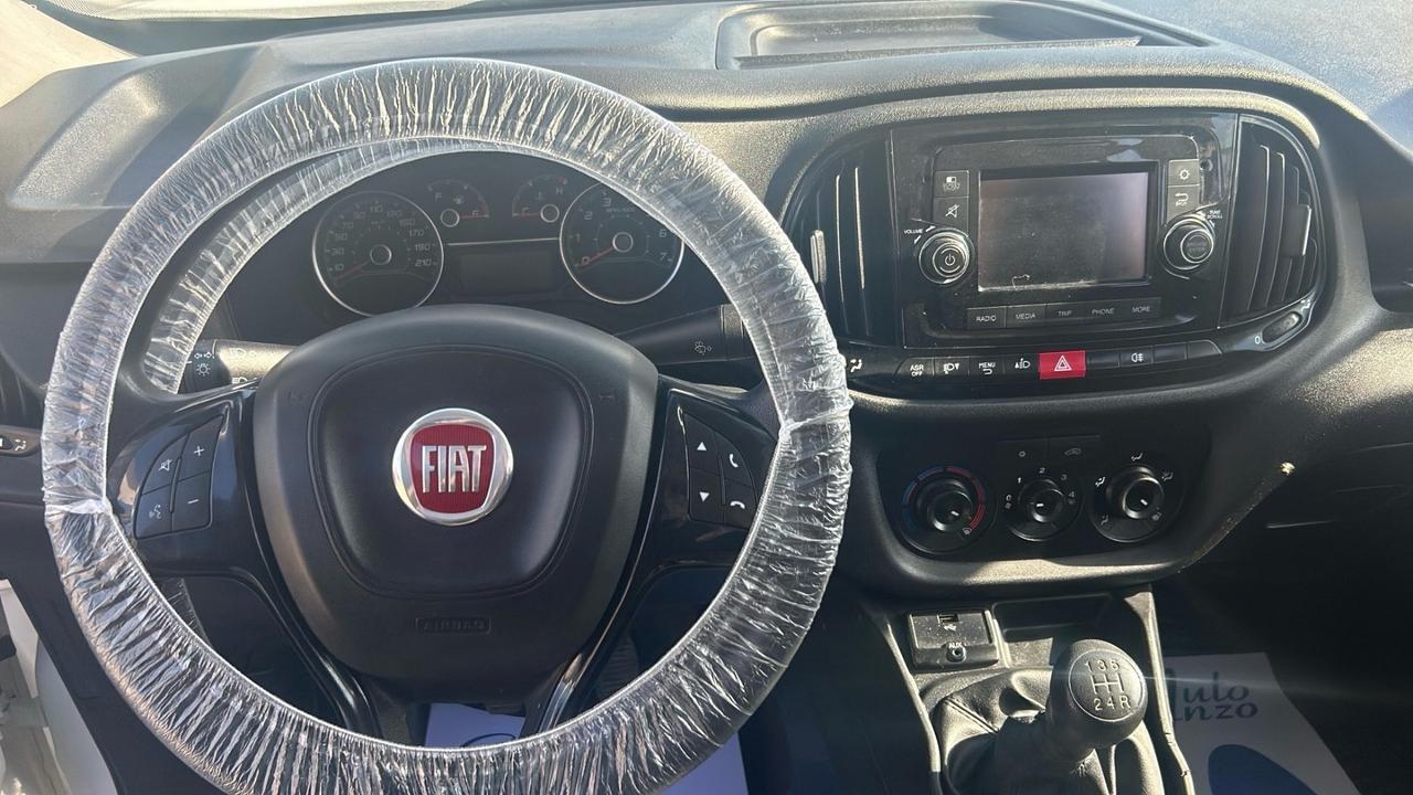 Fiat Doblo 1.3 Multijet 90 cv 2015 3 POSTI