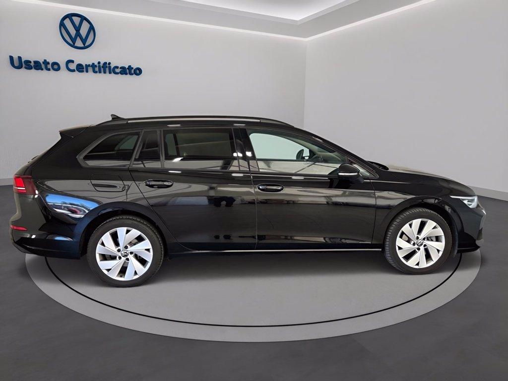VOLKSWAGEN Golf variant 2.0 tdi life 150cv dsg del 2024