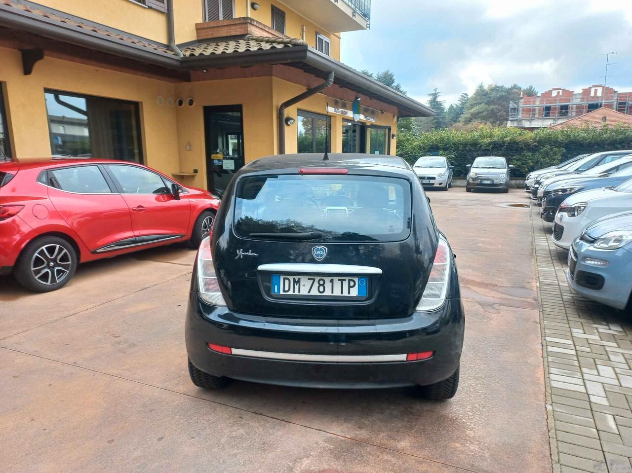 Lancia Ypsilon 1.2 Oro