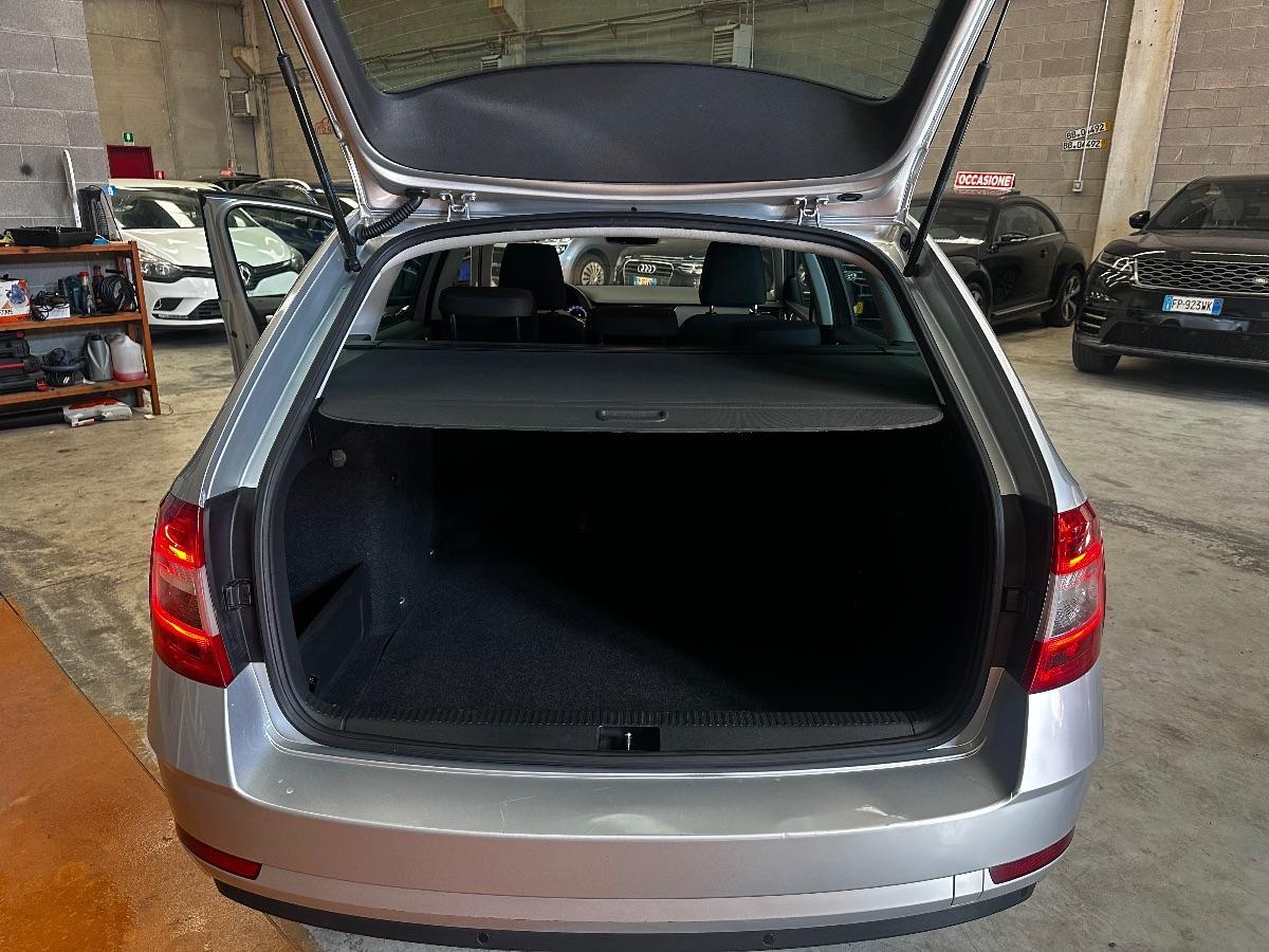 SKODA - Octavia - 1.6 TDI SCR 115 CV DSG Style