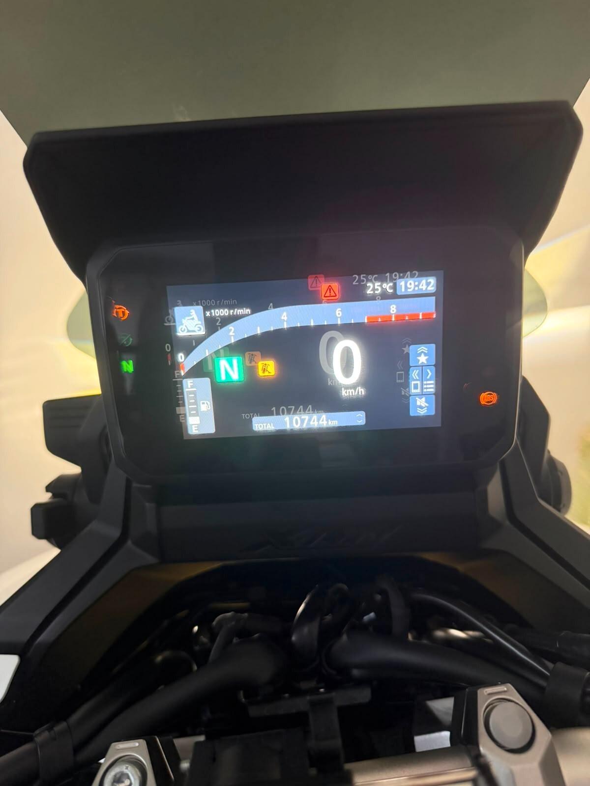 Honda X-ADV 750 X adv