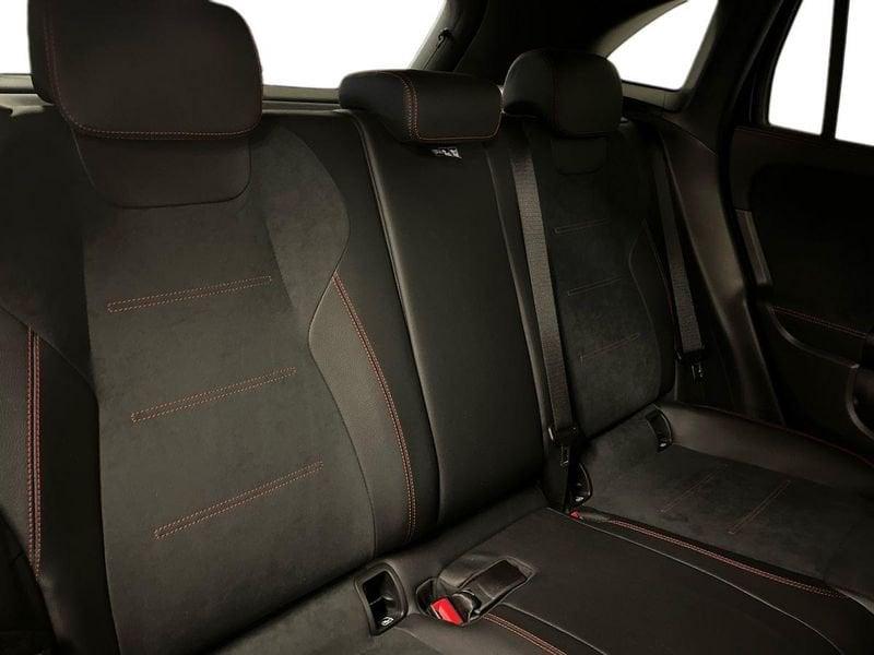 Mercedes-Benz GLA 180 Automatic Premium