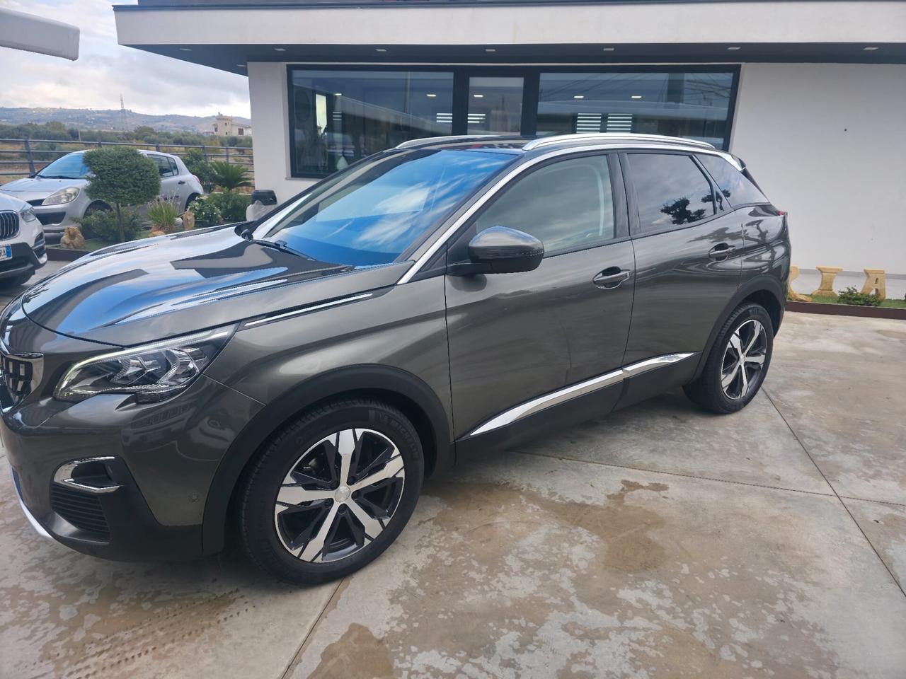 Peugeot 3008 BlueHDi 120 S&S EAT6 Allure