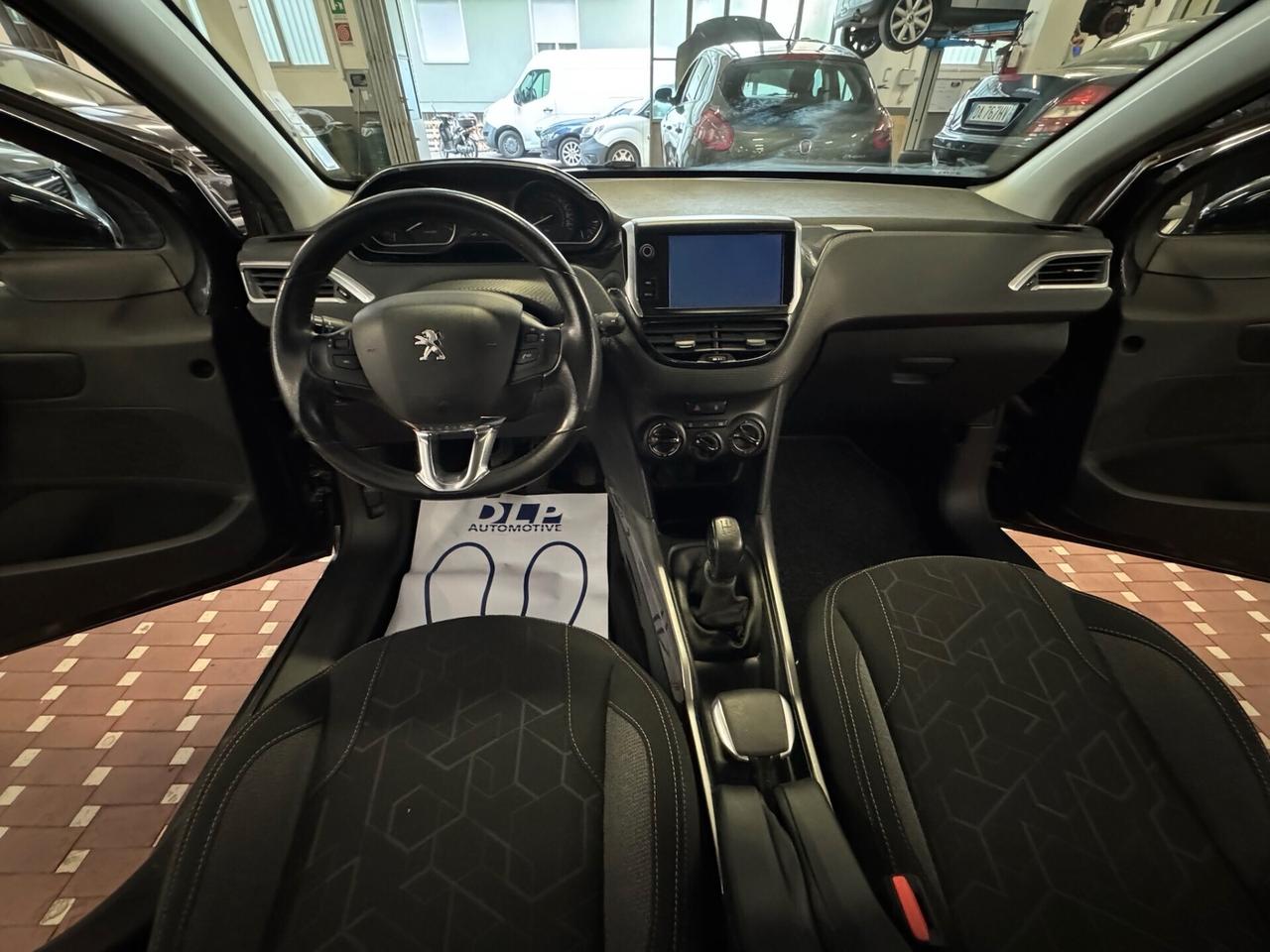 Peugeot 2008 PureTech 82 Active - IDEALE PER NEOPATENTATI