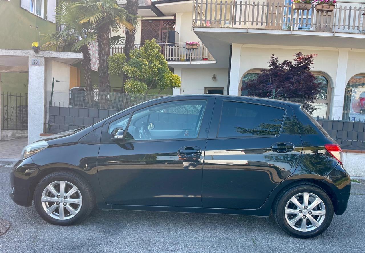 Toyota Yaris 1.3 5 porte Style