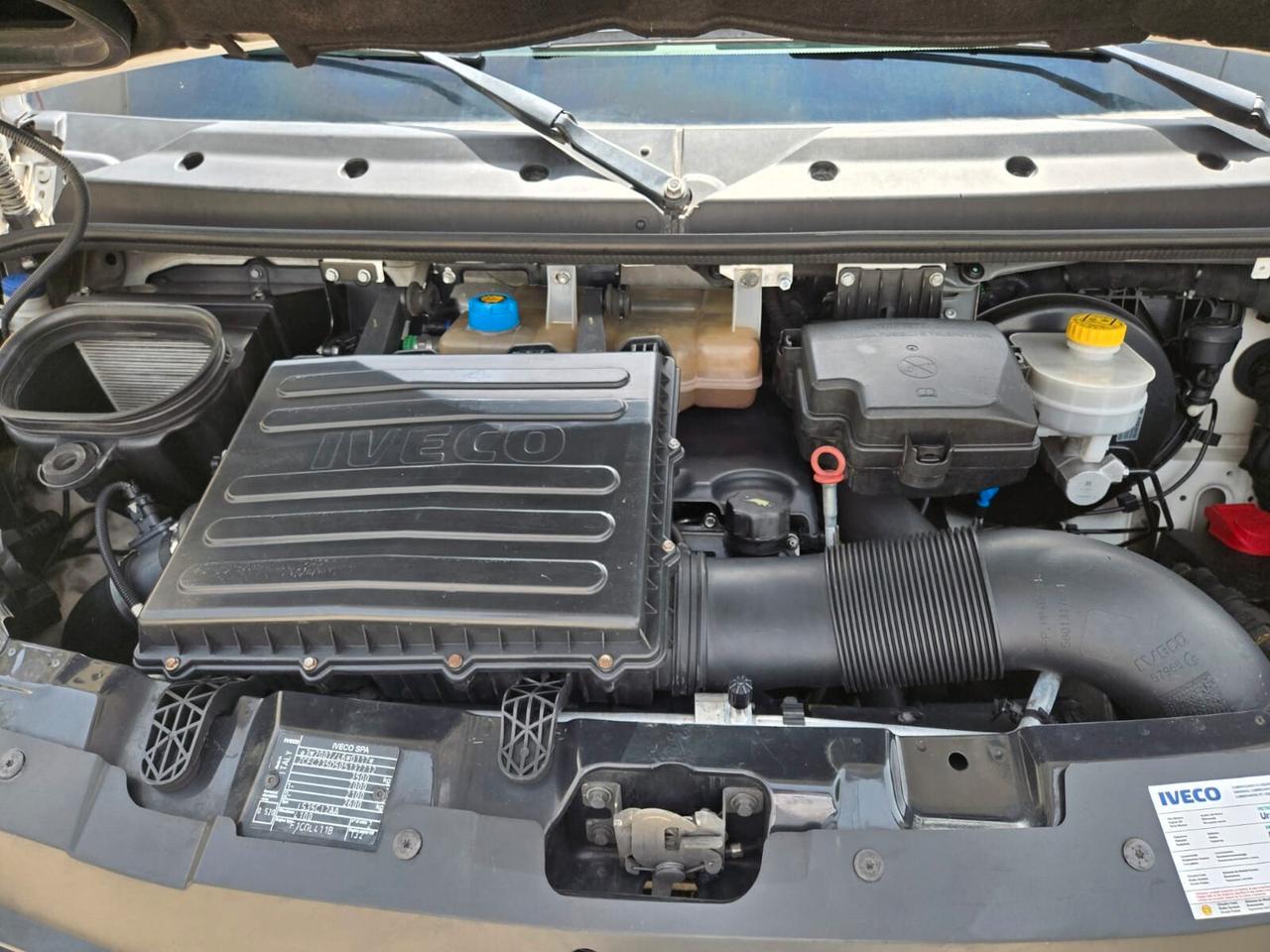 Iveco Daily 35 180 CASSONE FISSO