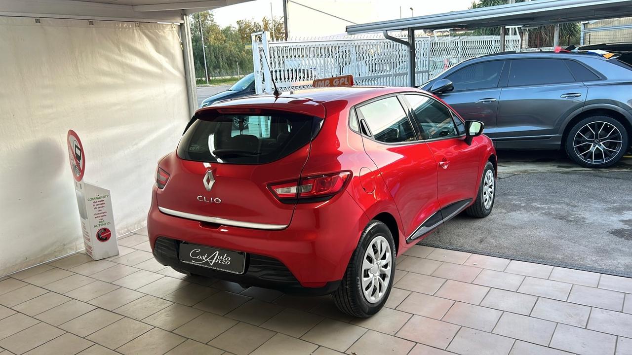 Renault Clio 1.2 Gpl 75 cv 2015 Neopatentati