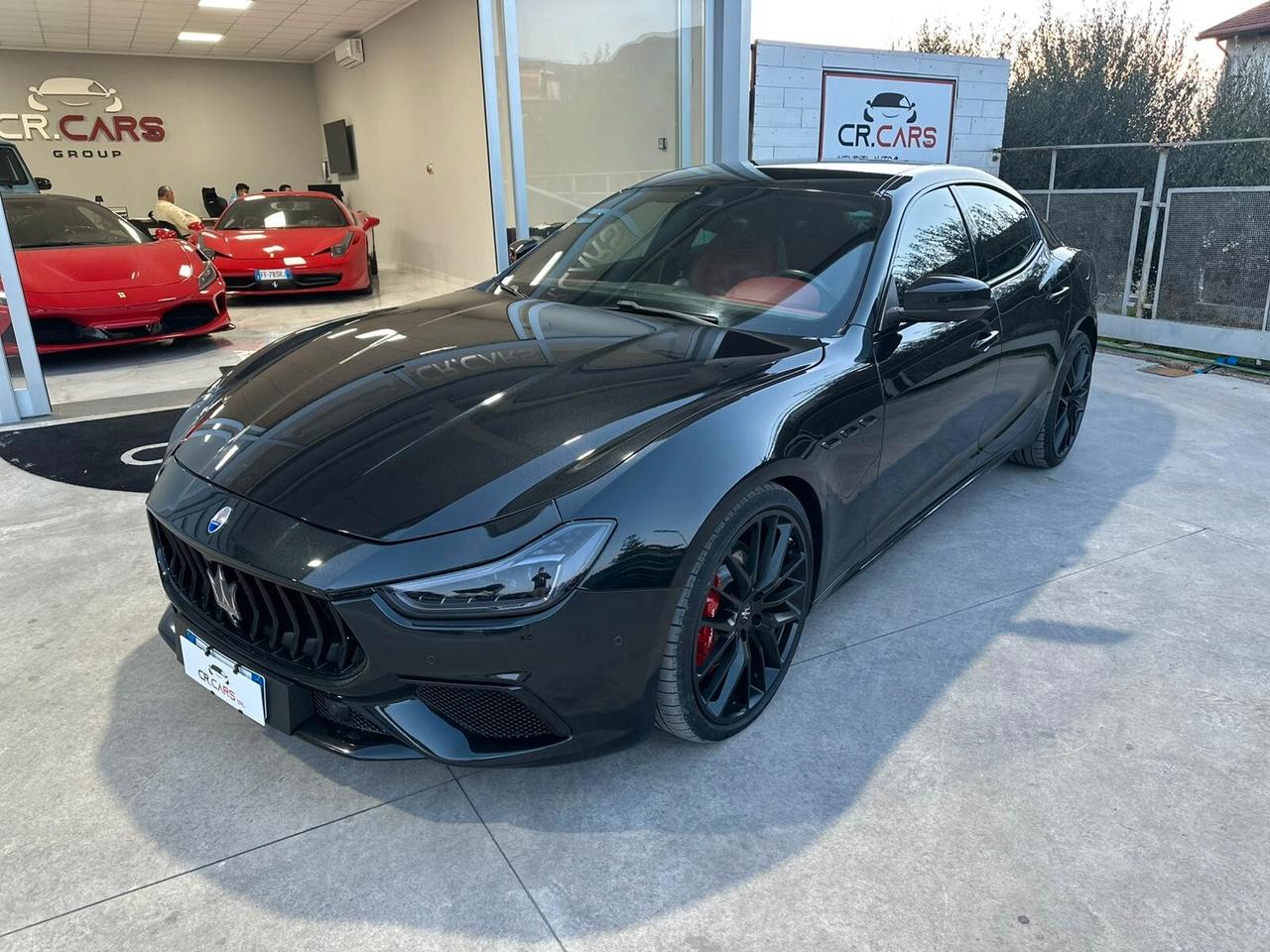 Maserati Ghibli V6 430 CV Q4 Gransport