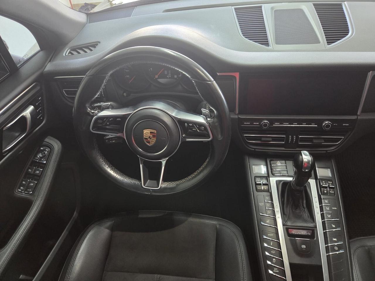 PORSCHE MACAN 2.0 245CV AUTOM TETTO NAV XENON-2019