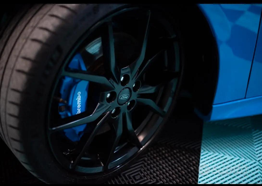 FORD Focus 2.3 350 CV AWD RS REVO2