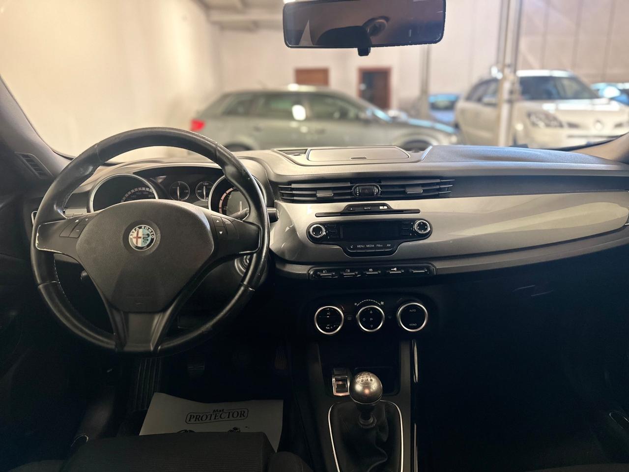 Alfa Romeo Giulietta 1.6 JTDm-2 105 CV Distinctive NEOPATENTATI