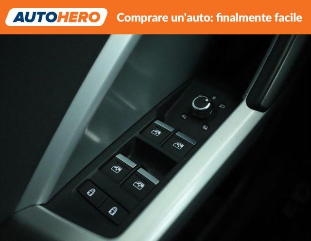 AUDI Q3 35 TFSI Business Advanced