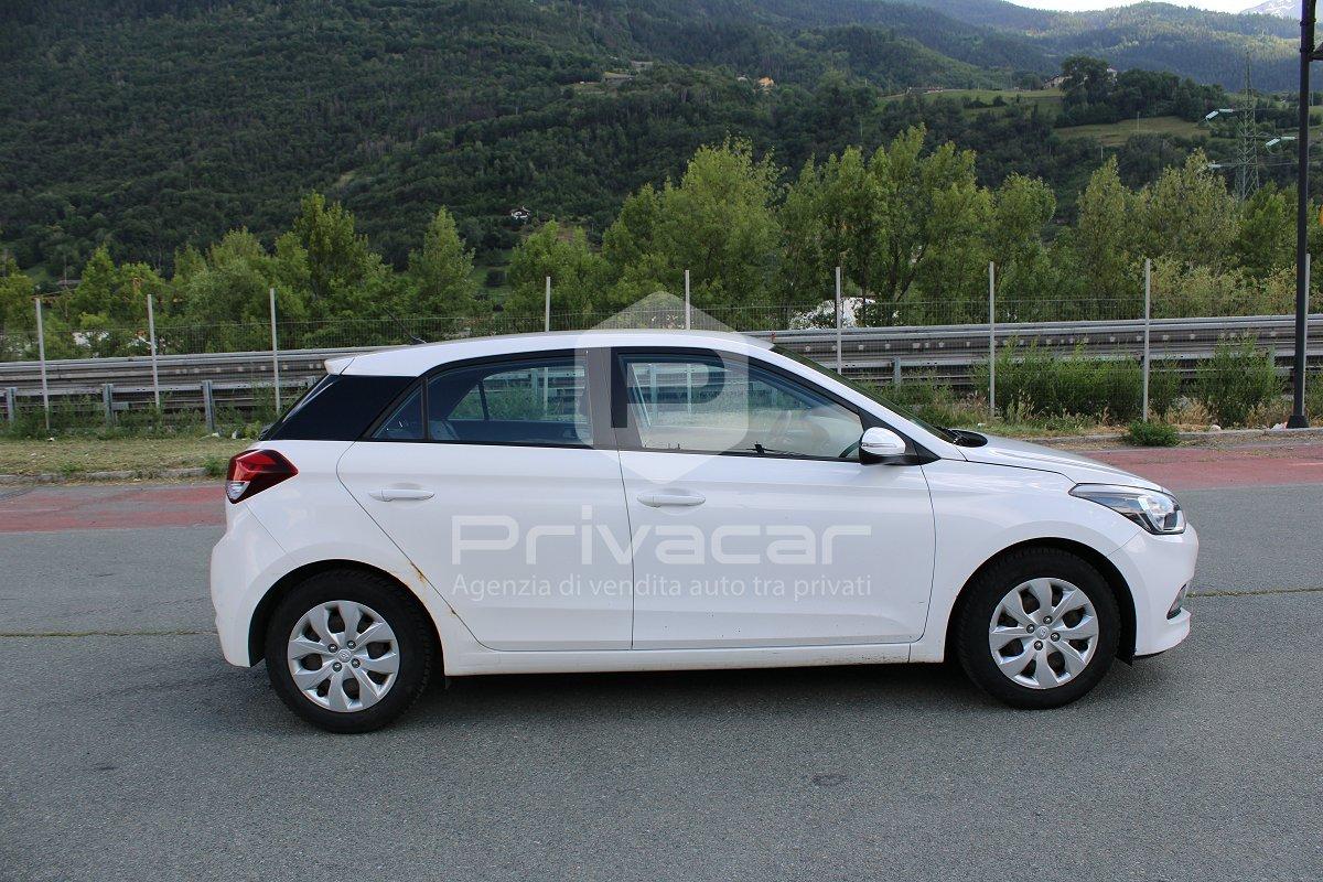 HYUNDAI i20 1.2 84 CV 5 porte Comfort