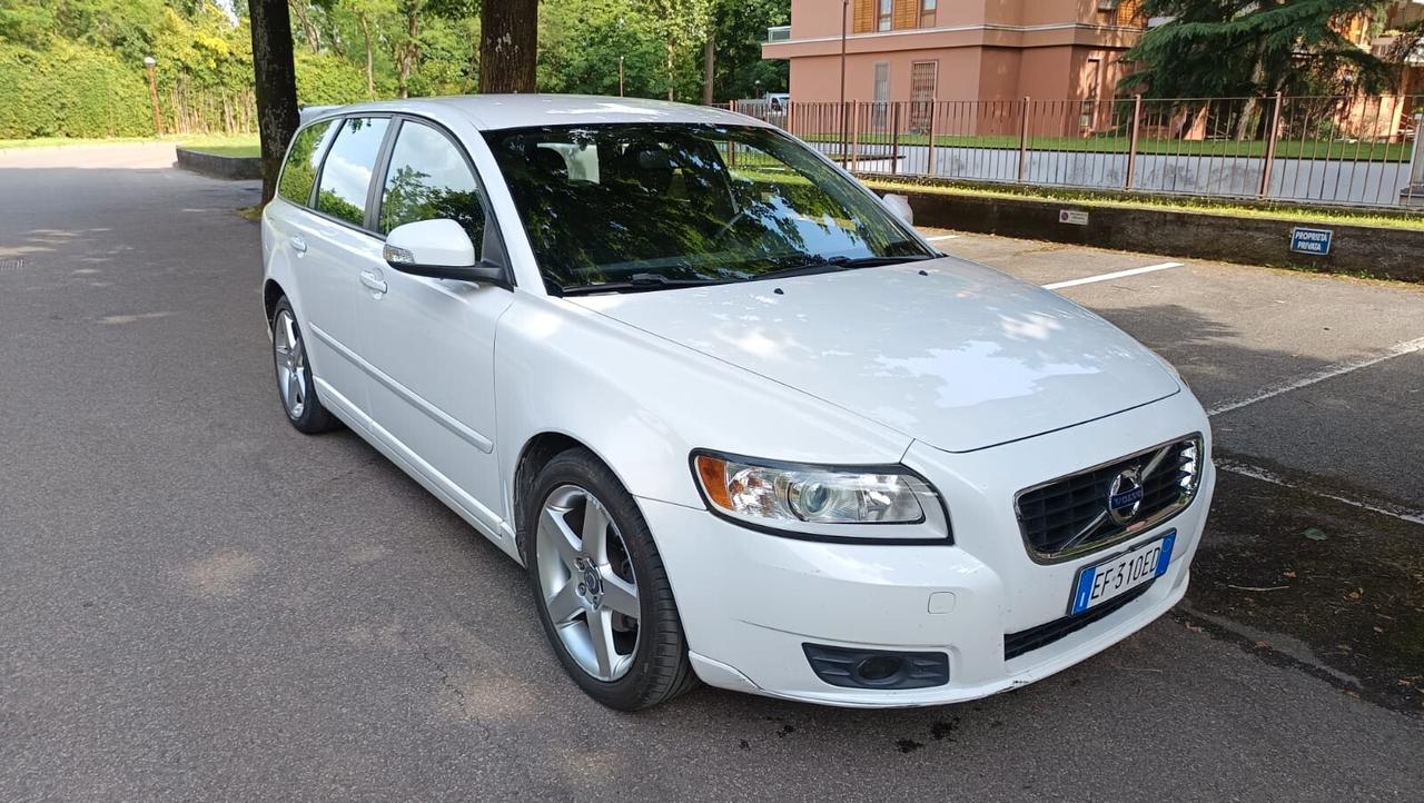 Volvo V50 D4 Geartronic R-design