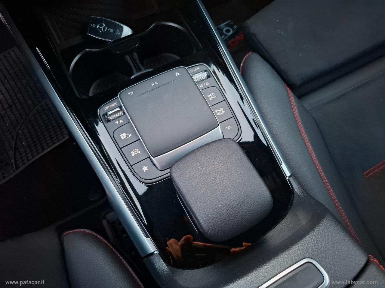 MERCEDES-BENZ GLB 200 d Automatic Premium