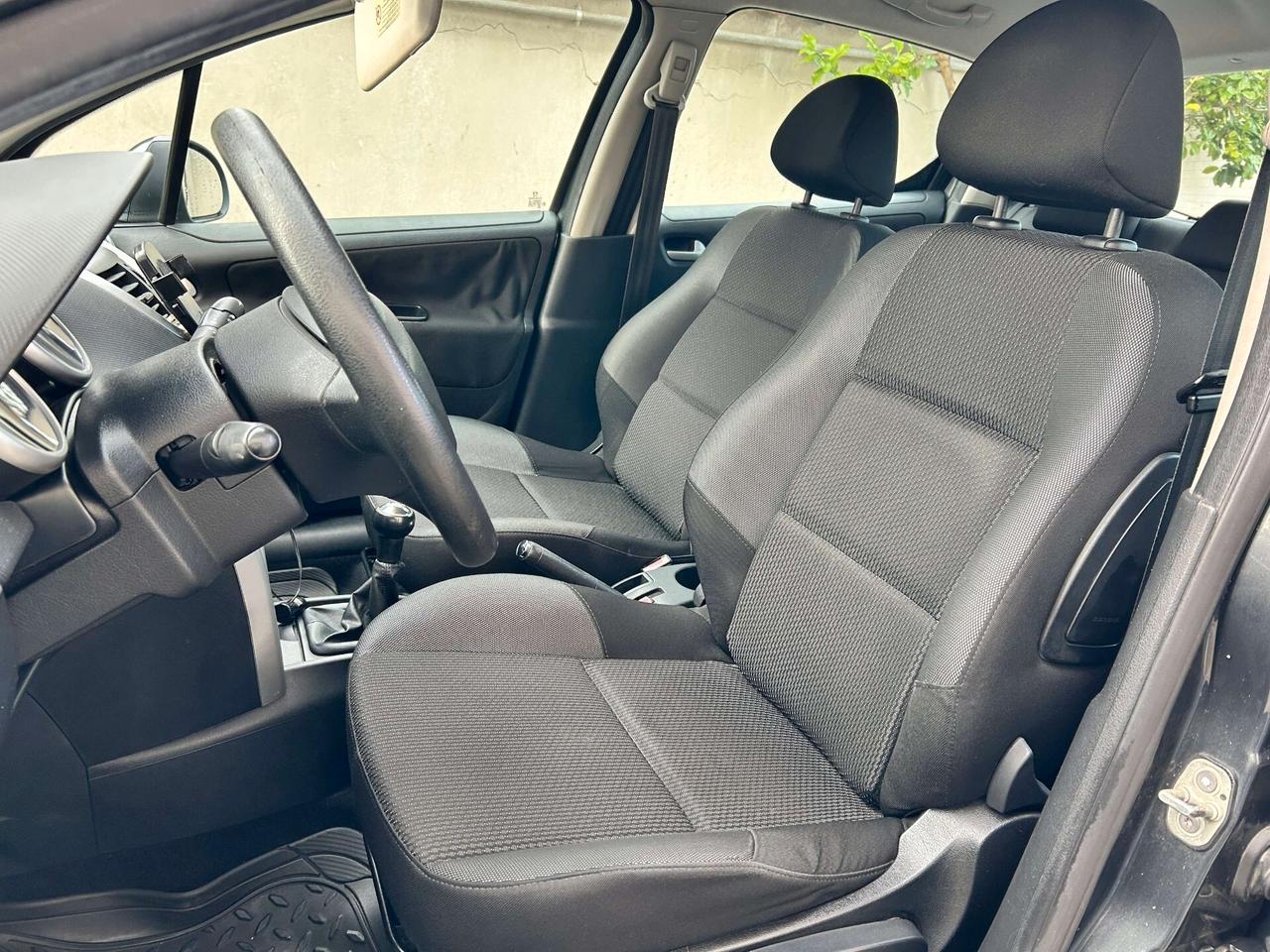 Peugeot 207 1.4 HDi 70CV 5p. - 2012