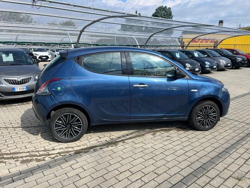 Lancia Ypsilon Ypsilon 1.0 FireFly 5 porte S&S Hybrid Silver Plus