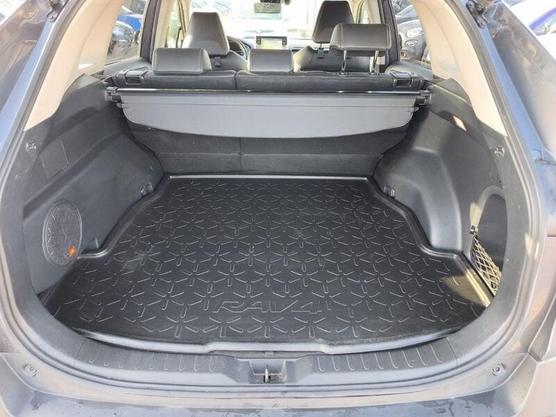 Toyota RAV4 V 2019 2.5 vvt-ie h Lounge awd-i 222cv e-cvt