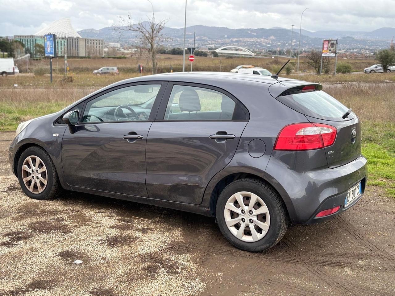 Kia Rio 1.1 CRDi 5p. Cool