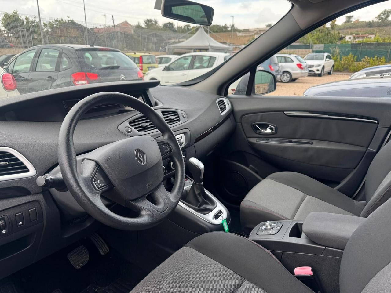 Renault Scenic X-Mod 1.5 dCi 110CV CAMBIO AUTOMATICO