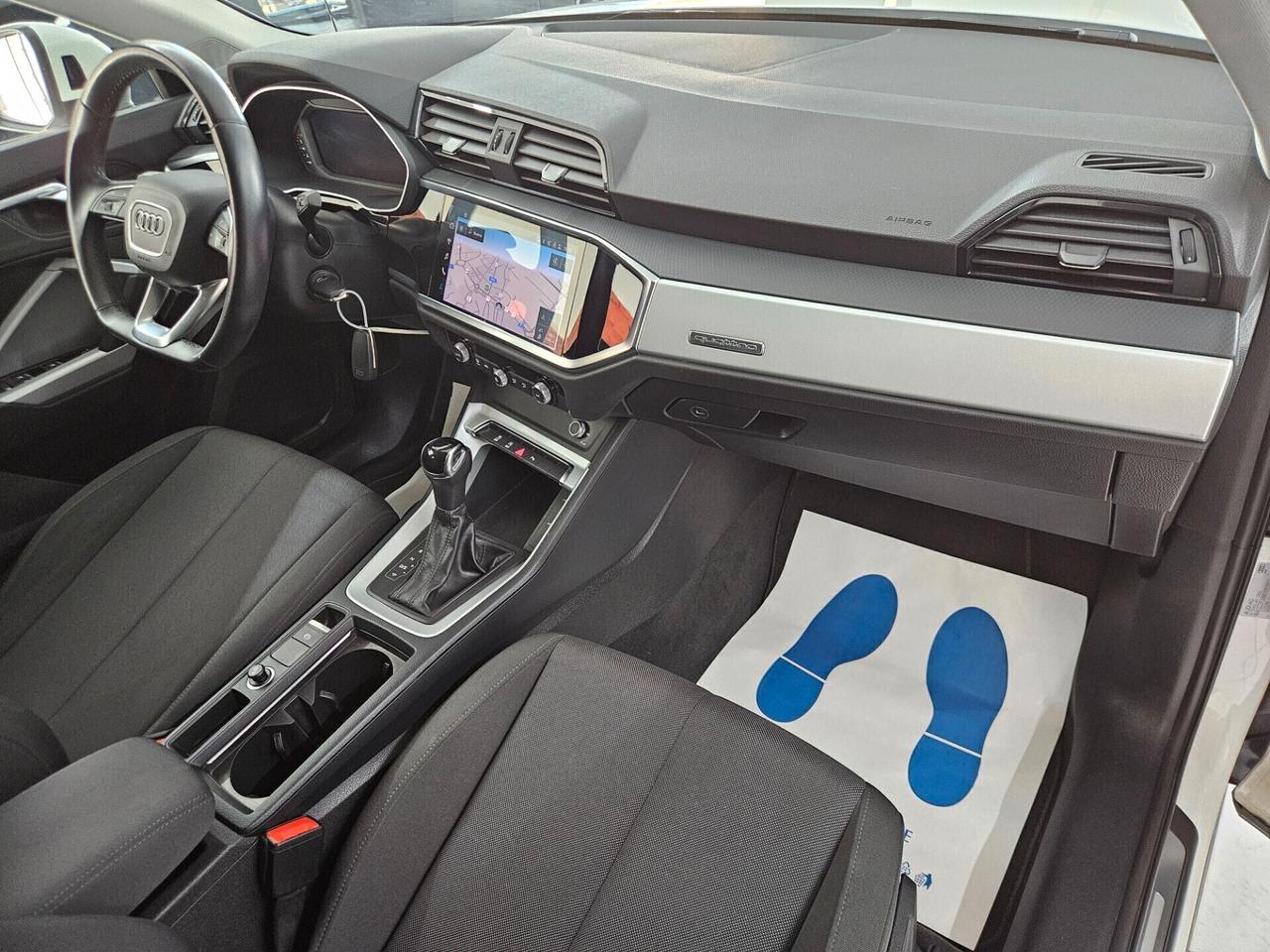 Audi Q3 35 2.0 tdi Business quattro s-tronic