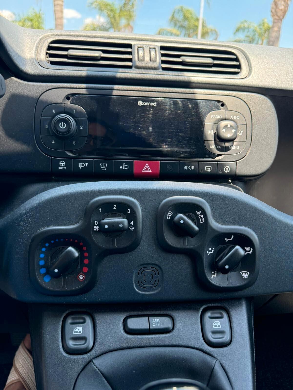 Fiat Panda 1.0 Hybrid 2022 City CrossM FULL OPTIONAL