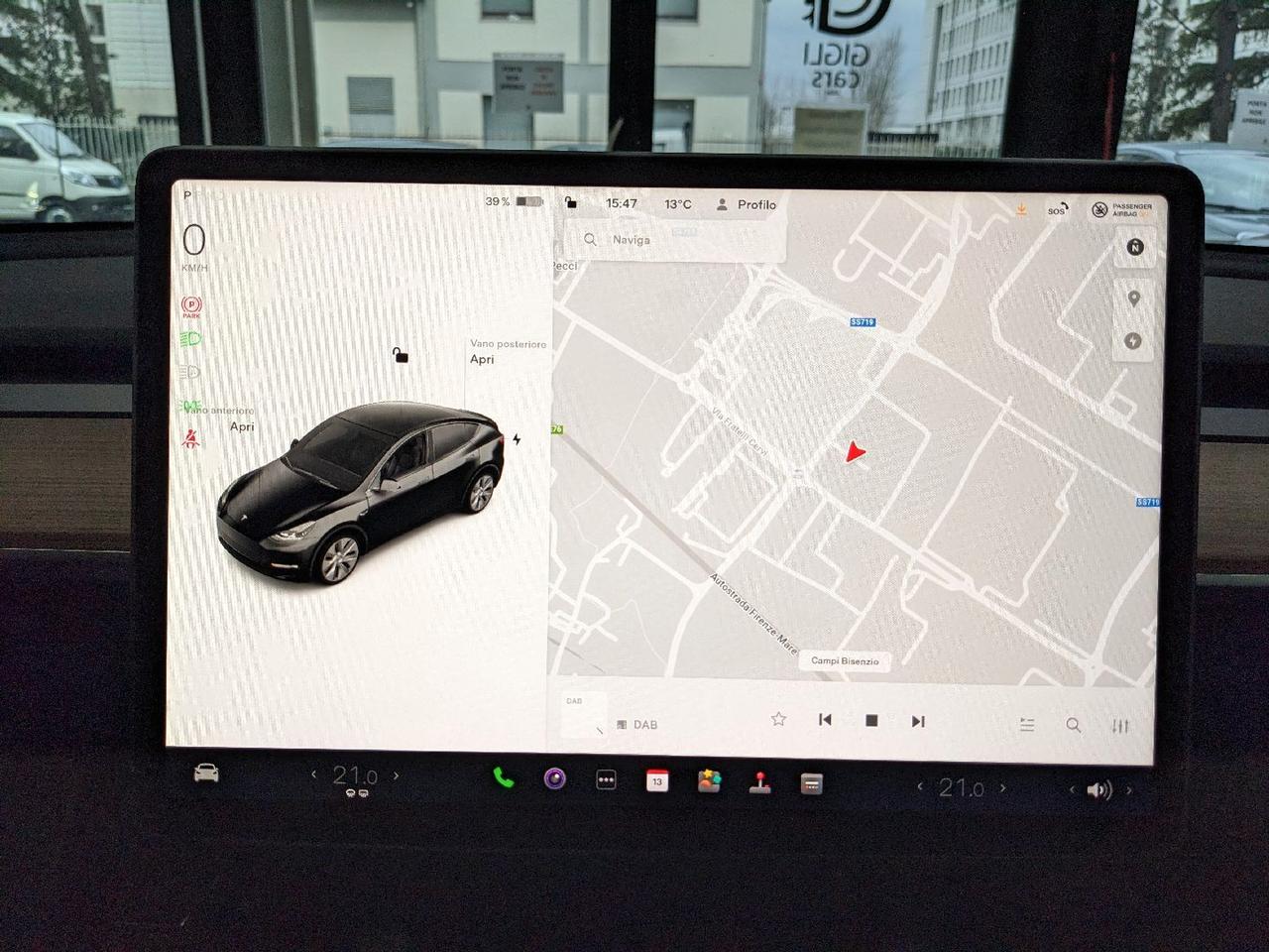 Tesla Model Y 440 cv Long Range Dual Motor Tetto Cruise adattivo