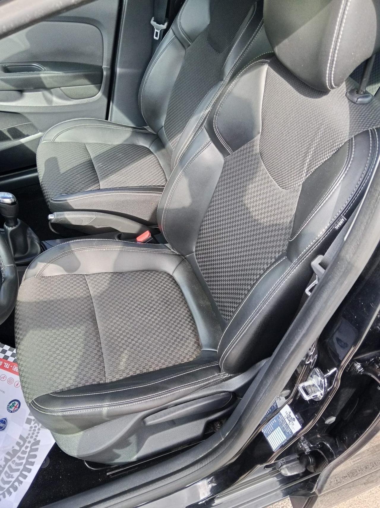 Renault Clio dCi 8V 75 CV Start&Stop 5 porte Energy Duel